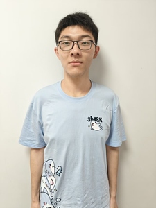 研一  仇烨
Ye-Qiu