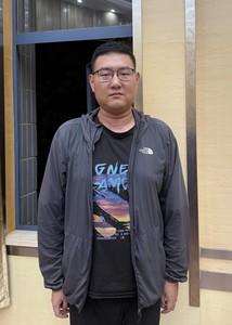 研一  周煦林
Xu-Lin Zhou